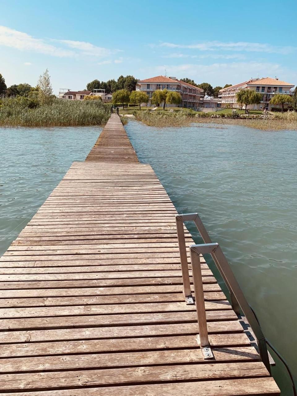 Seeblickwohnung Sirmione - Fronte Lago Mit Privatsteg المظهر الخارجي الصورة
